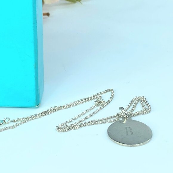Tiffany Co Letter B initial pendant necklace Italy JR9729